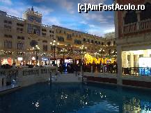 [P03] The Venetian:centrul comercial care reconstituie Venetia,tavanul este pictat » foto by station5*
 - 
<span class="allrVoted glyphicon glyphicon-heart hidden" id="av312925"></span>
<a class="m-l-10 hidden" id="sv312925" onclick="voting_Foto_DelVot(,312925,11464)" role="button">șterge vot <span class="glyphicon glyphicon-remove"></span></a>
<a id="v9312925" class=" c-red"  onclick="voting_Foto_SetVot(312925)" role="button"><span class="glyphicon glyphicon-heart-empty"></span> <b>LIKE</b> = Votează poza</a> <img class="hidden"  id="f312925W9" src="/imagini/loader.gif" border="0" /><span class="AjErrMes hidden" id="e312925ErM"></span>