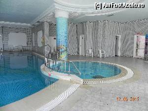 [P20] piscina interioara » foto by mary-criss
 - 
<span class="allrVoted glyphicon glyphicon-heart hidden" id="av348998"></span>
<a class="m-l-10 hidden" id="sv348998" onclick="voting_Foto_DelVot(,348998,11574)" role="button">șterge vot <span class="glyphicon glyphicon-remove"></span></a>
<a id="v9348998" class=" c-red"  onclick="voting_Foto_SetVot(348998)" role="button"><span class="glyphicon glyphicon-heart-empty"></span> <b>LIKE</b> = Votează poza</a> <img class="hidden"  id="f348998W9" src="/imagini/loader.gif" border="0" /><span class="AjErrMes hidden" id="e348998ErM"></span>