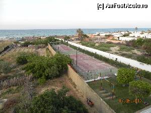 [P32] poza de pe balcon cu terenul de tenis in fata si marea...  » foto by mary-criss
 - 
<span class="allrVoted glyphicon glyphicon-heart hidden" id="av349011"></span>
<a class="m-l-10 hidden" id="sv349011" onclick="voting_Foto_DelVot(,349011,11574)" role="button">șterge vot <span class="glyphicon glyphicon-remove"></span></a>
<a id="v9349011" class=" c-red"  onclick="voting_Foto_SetVot(349011)" role="button"><span class="glyphicon glyphicon-heart-empty"></span> <b>LIKE</b> = Votează poza</a> <img class="hidden"  id="f349011W9" src="/imagini/loader.gif" border="0" /><span class="AjErrMes hidden" id="e349011ErM"></span>