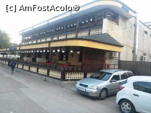 [P01] Restaurant Shorley - exteriorul.  » foto by Carmen Ion
 - 
<span class="allrVoted glyphicon glyphicon-heart hidden" id="av738729"></span>
<a class="m-l-10 hidden" id="sv738729" onclick="voting_Foto_DelVot(,738729,11592)" role="button">șterge vot <span class="glyphicon glyphicon-remove"></span></a>
<a id="v9738729" class=" c-red"  onclick="voting_Foto_SetVot(738729)" role="button"><span class="glyphicon glyphicon-heart-empty"></span> <b>LIKE</b> = Votează poza</a> <img class="hidden"  id="f738729W9" src="/imagini/loader.gif" border="0" /><span class="AjErrMes hidden" id="e738729ErM"></span>