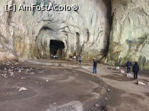 [P30] Devetashka Cave - găurica spre bats, dar mai îndepărtată » foto by k-lator
 - 
<span class="allrVoted glyphicon glyphicon-heart hidden" id="av1302230"></span>
<a class="m-l-10 hidden" id="sv1302230" onclick="voting_Foto_DelVot(,1302230,11645)" role="button">șterge vot <span class="glyphicon glyphicon-remove"></span></a>
<a id="v91302230" class=" c-red"  onclick="voting_Foto_SetVot(1302230)" role="button"><span class="glyphicon glyphicon-heart-empty"></span> <b>LIKE</b> = Votează poza</a> <img class="hidden"  id="f1302230W9" src="/imagini/loader.gif" border="0" /><span class="AjErrMes hidden" id="e1302230ErM"></span>