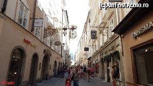 [P10] Străduțe înguste și cochete, în Salzburg.  » foto by Costi
 - 
<span class="allrVoted glyphicon glyphicon-heart hidden" id="av660304"></span>
<a class="m-l-10 hidden" id="sv660304" onclick="voting_Foto_DelVot(,660304,11696)" role="button">șterge vot <span class="glyphicon glyphicon-remove"></span></a>
<a id="v9660304" class=" c-red"  onclick="voting_Foto_SetVot(660304)" role="button"><span class="glyphicon glyphicon-heart-empty"></span> <b>LIKE</b> = Votează poza</a> <img class="hidden"  id="f660304W9" src="/imagini/loader.gif" border="0" /><span class="AjErrMes hidden" id="e660304ErM"></span>