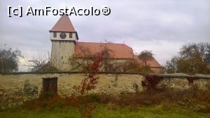 [P02] Biserica fortificată evanghelică Bradu » foto by AZE
 - 
<span class="allrVoted glyphicon glyphicon-heart hidden" id="av1027989"></span>
<a class="m-l-10 hidden" id="sv1027989" onclick="voting_Foto_DelVot(,1027989,11727)" role="button">șterge vot <span class="glyphicon glyphicon-remove"></span></a>
<a id="v91027989" class=" c-red"  onclick="voting_Foto_SetVot(1027989)" role="button"><span class="glyphicon glyphicon-heart-empty"></span> <b>LIKE</b> = Votează poza</a> <img class="hidden"  id="f1027989W9" src="/imagini/loader.gif" border="0" /><span class="AjErrMes hidden" id="e1027989ErM"></span>