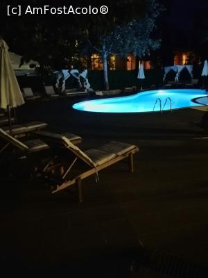 [P11] Piscina cu șezlonguri și baldachine » foto by aleLuca
 - 
<span class="allrVoted glyphicon glyphicon-heart hidden" id="av1077835"></span>
<a class="m-l-10 hidden" id="sv1077835" onclick="voting_Foto_DelVot(,1077835,11748)" role="button">șterge vot <span class="glyphicon glyphicon-remove"></span></a>
<a id="v91077835" class=" c-red"  onclick="voting_Foto_SetVot(1077835)" role="button"><span class="glyphicon glyphicon-heart-empty"></span> <b>LIKE</b> = Votează poza</a> <img class="hidden"  id="f1077835W9" src="/imagini/loader.gif" border="0" /><span class="AjErrMes hidden" id="e1077835ErM"></span>