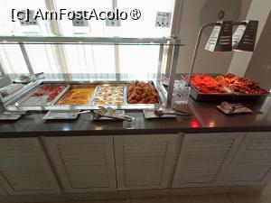 [P34] Pe alese pentru toate gusturile: bacon prăjit, omletă, ouă ochiuri, croissante (gafre). » foto by ovidiuyepi
 - 
<span class="allrVoted glyphicon glyphicon-heart hidden" id="av1524698"></span>
<a class="m-l-10 hidden" id="sv1524698" onclick="voting_Foto_DelVot(,1524698,11855)" role="button">șterge vot <span class="glyphicon glyphicon-remove"></span></a>
<a id="v91524698" class=" c-red"  onclick="voting_Foto_SetVot(1524698)" role="button"><span class="glyphicon glyphicon-heart-empty"></span> <b>LIKE</b> = Votează poza</a> <img class="hidden"  id="f1524698W9" src="/imagini/loader.gif" border="0" /><span class="AjErrMes hidden" id="e1524698ErM"></span>