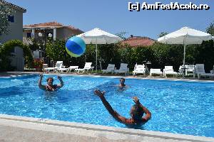 [P03] piscina a fost de rasfatare » foto by AncaTM
 - 
<span class="allrVoted glyphicon glyphicon-heart hidden" id="av545334"></span>
<a class="m-l-10 hidden" id="sv545334" onclick="voting_Foto_DelVot(,545334,11885)" role="button">șterge vot <span class="glyphicon glyphicon-remove"></span></a>
<a id="v9545334" class=" c-red"  onclick="voting_Foto_SetVot(545334)" role="button"><span class="glyphicon glyphicon-heart-empty"></span> <b>LIKE</b> = Votează poza</a> <img class="hidden"  id="f545334W9" src="/imagini/loader.gif" border="0" /><span class="AjErrMes hidden" id="e545334ErM"></span>