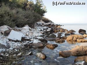 [P25] Cariera de marmura Thassos- coasta se uneste cu Marble Beach » foto by luciaoradea
 - 
<span class="allrVoted glyphicon glyphicon-heart hidden" id="av531068"></span>
<a class="m-l-10 hidden" id="sv531068" onclick="voting_Foto_DelVot(,531068,11888)" role="button">șterge vot <span class="glyphicon glyphicon-remove"></span></a>
<a id="v9531068" class=" c-red"  onclick="voting_Foto_SetVot(531068)" role="button"><span class="glyphicon glyphicon-heart-empty"></span> <b>LIKE</b> = Votează poza</a> <img class="hidden"  id="f531068W9" src="/imagini/loader.gif" border="0" /><span class="AjErrMes hidden" id="e531068ErM"></span>