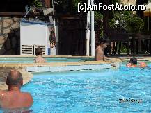 [P03] piscina pentru copii si inghetata situata strategic.  » foto by nuvreau
 - 
<span class="allrVoted glyphicon glyphicon-heart hidden" id="av449333"></span>
<a class="m-l-10 hidden" id="sv449333" onclick="voting_Foto_DelVot(,449333,11907)" role="button">șterge vot <span class="glyphicon glyphicon-remove"></span></a>
<a id="v9449333" class=" c-red"  onclick="voting_Foto_SetVot(449333)" role="button"><span class="glyphicon glyphicon-heart-empty"></span> <b>LIKE</b> = Votează poza</a> <img class="hidden"  id="f449333W9" src="/imagini/loader.gif" border="0" /><span class="AjErrMes hidden" id="e449333ErM"></span>