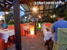 [P07] terasa restaurantului inainte sa se umple » foto by nuvreau
 - 
<span class="allrVoted glyphicon glyphicon-heart hidden" id="av449338"></span>
<a class="m-l-10 hidden" id="sv449338" onclick="voting_Foto_DelVot(,449338,11907)" role="button">șterge vot <span class="glyphicon glyphicon-remove"></span></a>
<a id="v9449338" class=" c-red"  onclick="voting_Foto_SetVot(449338)" role="button"><span class="glyphicon glyphicon-heart-empty"></span> <b>LIKE</b> = Votează poza</a> <img class="hidden"  id="f449338W9" src="/imagini/loader.gif" border="0" /><span class="AjErrMes hidden" id="e449338ErM"></span>