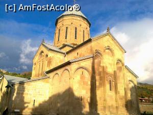 [P28] Mtskheta - Mănăstirea Samtavro » foto by calator2000
 - 
<span class="allrVoted glyphicon glyphicon-heart hidden" id="av813024"></span>
<a class="m-l-10 hidden" id="sv813024" onclick="voting_Foto_DelVot(,813024,11911)" role="button">șterge vot <span class="glyphicon glyphicon-remove"></span></a>
<a id="v9813024" class=" c-red"  onclick="voting_Foto_SetVot(813024)" role="button"><span class="glyphicon glyphicon-heart-empty"></span> <b>LIKE</b> = Votează poza</a> <img class="hidden"  id="f813024W9" src="/imagini/loader.gif" border="0" /><span class="AjErrMes hidden" id="e813024ErM"></span>