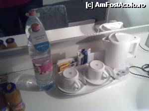 [P10] in camera avem tot ce ne trebuie sa ne pregatim un ceai sau o cafea, daca dorim » foto by nicoletass
 - 
<span class="allrVoted glyphicon glyphicon-heart hidden" id="av344198"></span>
<a class="m-l-10 hidden" id="sv344198" onclick="voting_Foto_DelVot(,344198,11933)" role="button">șterge vot <span class="glyphicon glyphicon-remove"></span></a>
<a id="v9344198" class=" c-red"  onclick="voting_Foto_SetVot(344198)" role="button"><span class="glyphicon glyphicon-heart-empty"></span> <b>LIKE</b> = Votează poza</a> <img class="hidden"  id="f344198W9" src="/imagini/loader.gif" border="0" /><span class="AjErrMes hidden" id="e344198ErM"></span>