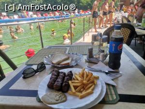 [P15] Masa la restaurantul de la Lacul Negru » foto by dorgo
 - 
<span class="allrVoted glyphicon glyphicon-heart hidden" id="av1390176"></span>
<a class="m-l-10 hidden" id="sv1390176" onclick="voting_Foto_DelVot(,1390176,12021)" role="button">șterge vot <span class="glyphicon glyphicon-remove"></span></a>
<a id="v91390176" class=" c-red"  onclick="voting_Foto_SetVot(1390176)" role="button"><span class="glyphicon glyphicon-heart-empty"></span> <b>LIKE</b> = Votează poza</a> <img class="hidden"  id="f1390176W9" src="/imagini/loader.gif" border="0" /><span class="AjErrMes hidden" id="e1390176ErM"></span>