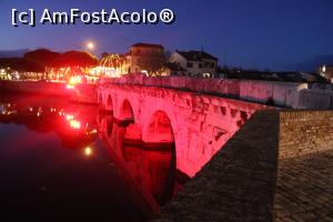 [P64] Rimini, Ponte di Tiberio pozat noaptea, trecem peste el spre Borgo San Giuliano » foto by mprofeanu
 - 
<span class="allrVoted glyphicon glyphicon-heart hidden" id="av1342062"></span>
<a class="m-l-10 hidden" id="sv1342062" onclick="voting_Foto_DelVot(,1342062,12117)" role="button">șterge vot <span class="glyphicon glyphicon-remove"></span></a>
<a id="v91342062" class=" c-red"  onclick="voting_Foto_SetVot(1342062)" role="button"><span class="glyphicon glyphicon-heart-empty"></span> <b>LIKE</b> = Votează poza</a> <img class="hidden"  id="f1342062W9" src="/imagini/loader.gif" border="0" /><span class="AjErrMes hidden" id="e1342062ErM"></span>