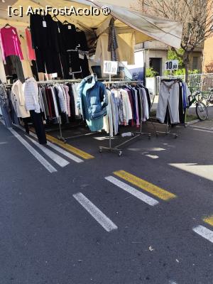 [P38] Targul din Rimini » foto by ilee
 - 
<span class="allrVoted glyphicon glyphicon-heart hidden" id="av1505726"></span>
<a class="m-l-10 hidden" id="sv1505726" onclick="voting_Foto_DelVot(,1505726,12117)" role="button">șterge vot <span class="glyphicon glyphicon-remove"></span></a>
<a id="v91505726" class=" c-red"  onclick="voting_Foto_SetVot(1505726)" role="button"><span class="glyphicon glyphicon-heart-empty"></span> <b>LIKE</b> = Votează poza</a> <img class="hidden"  id="f1505726W9" src="/imagini/loader.gif" border="0" /><span class="AjErrMes hidden" id="e1505726ErM"></span>