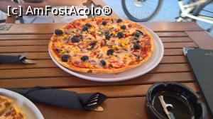 [P05] Pizza este cam felul doi pentru noi » foto by AZE
 - 
<span class="allrVoted glyphicon glyphicon-heart hidden" id="av980078"></span>
<a class="m-l-10 hidden" id="sv980078" onclick="voting_Foto_DelVot(,980078,12169)" role="button">șterge vot <span class="glyphicon glyphicon-remove"></span></a>
<a id="v9980078" class=" c-red"  onclick="voting_Foto_SetVot(980078)" role="button"><span class="glyphicon glyphicon-heart-empty"></span> <b>LIKE</b> = Votează poza</a> <img class="hidden"  id="f980078W9" src="/imagini/loader.gif" border="0" /><span class="AjErrMes hidden" id="e980078ErM"></span>