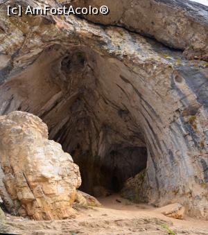 [P11] Peștera Prohodna Dupka - o grotă alăturată » foto by Dragoș_MD
 - 
<span class="allrVoted glyphicon glyphicon-heart hidden" id="av1143461"></span>
<a class="m-l-10 hidden" id="sv1143461" onclick="voting_Foto_DelVot(,1143461,12191)" role="button">șterge vot <span class="glyphicon glyphicon-remove"></span></a>
<a id="v91143461" class=" c-red"  onclick="voting_Foto_SetVot(1143461)" role="button"><span class="glyphicon glyphicon-heart-empty"></span> <b>LIKE</b> = Votează poza</a> <img class="hidden"  id="f1143461W9" src="/imagini/loader.gif" border="0" /><span class="AjErrMes hidden" id="e1143461ErM"></span>