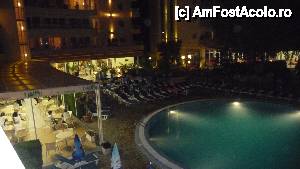 [P08] seara-la hotel...  » foto by Katy 20
 - 
<span class="allrVoted glyphicon glyphicon-heart hidden" id="av447111"></span>
<a class="m-l-10 hidden" id="sv447111" onclick="voting_Foto_DelVot(,447111,12251)" role="button">șterge vot <span class="glyphicon glyphicon-remove"></span></a>
<a id="v9447111" class=" c-red"  onclick="voting_Foto_SetVot(447111)" role="button"><span class="glyphicon glyphicon-heart-empty"></span> <b>LIKE</b> = Votează poza</a> <img class="hidden"  id="f447111W9" src="/imagini/loader.gif" border="0" /><span class="AjErrMes hidden" id="e447111ErM"></span>