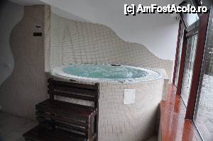 [P21] Jacuzzi-ul; apa din jacuzii este mai calda decat cea din piscina » foto by Catzus
 - 
<span class="allrVoted glyphicon glyphicon-heart hidden" id="av454507"></span>
<a class="m-l-10 hidden" id="sv454507" onclick="voting_Foto_DelVot(,454507,12511)" role="button">șterge vot <span class="glyphicon glyphicon-remove"></span></a>
<a id="v9454507" class=" c-red"  onclick="voting_Foto_SetVot(454507)" role="button"><span class="glyphicon glyphicon-heart-empty"></span> <b>LIKE</b> = Votează poza</a> <img class="hidden"  id="f454507W9" src="/imagini/loader.gif" border="0" /><span class="AjErrMes hidden" id="e454507ErM"></span>