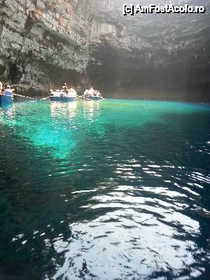 [P19] Lacul Mellisani, Kefalonia » foto by gabi cristina
 - 
<span class="allrVoted glyphicon glyphicon-heart hidden" id="av440639"></span>
<a class="m-l-10 hidden" id="sv440639" onclick="voting_Foto_DelVot(,440639,12575)" role="button">șterge vot <span class="glyphicon glyphicon-remove"></span></a>
<a id="v9440639" class=" c-red"  onclick="voting_Foto_SetVot(440639)" role="button"><span class="glyphicon glyphicon-heart-empty"></span> <b>LIKE</b> = Votează poza</a> <img class="hidden"  id="f440639W9" src="/imagini/loader.gif" border="0" /><span class="AjErrMes hidden" id="e440639ErM"></span>