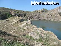 [P07] Abrupturi, de unde se pot face sărituri în Lacul Iacobdeal...  » foto by Neptunus
 - 
<span class="allrVoted glyphicon glyphicon-heart hidden" id="av471931"></span>
<a class="m-l-10 hidden" id="sv471931" onclick="voting_Foto_DelVot(,471931,12680)" role="button">șterge vot <span class="glyphicon glyphicon-remove"></span></a>
<a id="v9471931" class=" c-red"  onclick="voting_Foto_SetVot(471931)" role="button"><span class="glyphicon glyphicon-heart-empty"></span> <b>LIKE</b> = Votează poza</a> <img class="hidden"  id="f471931W9" src="/imagini/loader.gif" border="0" /><span class="AjErrMes hidden" id="e471931ErM"></span>