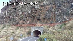 [P49] O zi şi o noapte în La Gomera - intrarea în tunel » foto by nicole33
 - 
<span class="allrVoted glyphicon glyphicon-heart hidden" id="av846614"></span>
<a class="m-l-10 hidden" id="sv846614" onclick="voting_Foto_DelVot(,846614,12735)" role="button">șterge vot <span class="glyphicon glyphicon-remove"></span></a>
<a id="v9846614" class=" c-red"  onclick="voting_Foto_SetVot(846614)" role="button"><span class="glyphicon glyphicon-heart-empty"></span> <b>LIKE</b> = Votează poza</a> <img class="hidden"  id="f846614W9" src="/imagini/loader.gif" border="0" /><span class="AjErrMes hidden" id="e846614ErM"></span>