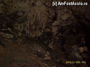 [P20] Pestera Valea Cetatii - stalactite si formatiuni calcaroase » foto by floryelbog
 - 
<span class="allrVoted glyphicon glyphicon-heart hidden" id="av376725"></span>
<a class="m-l-10 hidden" id="sv376725" onclick="voting_Foto_DelVot(,376725,12751)" role="button">șterge vot <span class="glyphicon glyphicon-remove"></span></a>
<a id="v9376725" class=" c-red"  onclick="voting_Foto_SetVot(376725)" role="button"><span class="glyphicon glyphicon-heart-empty"></span> <b>LIKE</b> = Votează poza</a> <img class="hidden"  id="f376725W9" src="/imagini/loader.gif" border="0" /><span class="AjErrMes hidden" id="e376725ErM"></span>