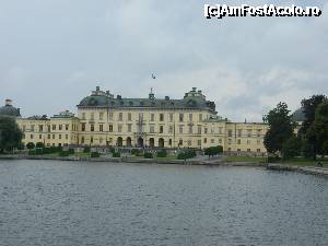 [P56] Stockholm, Castelul Drottningholm » foto by ileanaxperta*
 - 
<span class="allrVoted glyphicon glyphicon-heart hidden" id="av366774"></span>
<a class="m-l-10 hidden" id="sv366774" onclick="voting_Foto_DelVot(,366774,12754)" role="button">șterge vot <span class="glyphicon glyphicon-remove"></span></a>
<a id="v9366774" class=" c-red"  onclick="voting_Foto_SetVot(366774)" role="button"><span class="glyphicon glyphicon-heart-empty"></span> <b>LIKE</b> = Votează poza</a> <img class="hidden"  id="f366774W9" src="/imagini/loader.gif" border="0" /><span class="AjErrMes hidden" id="e366774ErM"></span>