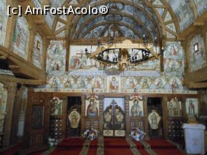 [P07] Mănăstirea Bârsana - Biserica "Soborul Sfinților 12 Apostoli". Interior. » foto by iulianic
 - 
<span class="allrVoted glyphicon glyphicon-heart hidden" id="av1338091"></span>
<a class="m-l-10 hidden" id="sv1338091" onclick="voting_Foto_DelVot(,1338091,12832)" role="button">șterge vot <span class="glyphicon glyphicon-remove"></span></a>
<a id="v91338091" class=" c-red"  onclick="voting_Foto_SetVot(1338091)" role="button"><span class="glyphicon glyphicon-heart-empty"></span> <b>LIKE</b> = Votează poza</a> <img class="hidden"  id="f1338091W9" src="/imagini/loader.gif" border="0" /><span class="AjErrMes hidden" id="e1338091ErM"></span>