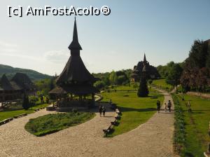 [P02] Mănăstirea Bârsana, MARAMURES<p> ALTARUL DE VARA » foto by Dana2008
 - 
<span class="allrVoted glyphicon glyphicon-heart hidden" id="av972106"></span>
<a class="m-l-10 hidden" id="sv972106" onclick="voting_Foto_DelVot(,972106,12832)" role="button">șterge vot <span class="glyphicon glyphicon-remove"></span></a>
<a id="v9972106" class=" c-red"  onclick="voting_Foto_SetVot(972106)" role="button"><span class="glyphicon glyphicon-heart-empty"></span> <b>LIKE</b> = Votează poza</a> <img class="hidden"  id="f972106W9" src="/imagini/loader.gif" border="0" /><span class="AjErrMes hidden" id="e972106ErM"></span>