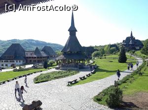 [P05] Mănăstirea Bârsana, MARAMURES<p> ANSAMBLUL MONAHAL » foto by Dana2008
 - 
<span class="allrVoted glyphicon glyphicon-heart hidden" id="av972109"></span>
<a class="m-l-10 hidden" id="sv972109" onclick="voting_Foto_DelVot(,972109,12832)" role="button">șterge vot <span class="glyphicon glyphicon-remove"></span></a>
<a id="v9972109" class=" c-red"  onclick="voting_Foto_SetVot(972109)" role="button"><span class="glyphicon glyphicon-heart-empty"></span> <b>LIKE</b> = Votează poza</a> <img class="hidden"  id="f972109W9" src="/imagini/loader.gif" border="0" /><span class="AjErrMes hidden" id="e972109ErM"></span>