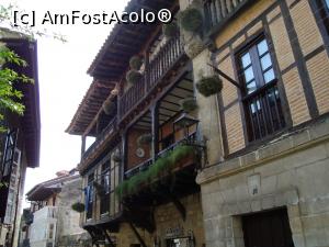 P02 [MAY-2018] Santillana del Mar, sat nobiliar ca o carte în piatră în Cantabria, destinație populară turistică. 