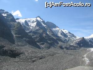 [P53] Grossglockner » foto by spiros
 - 
<span class="allrVoted glyphicon glyphicon-heart hidden" id="av679378"></span>
<a class="m-l-10 hidden" id="sv679378" onclick="voting_Foto_DelVot(,679378,12945)" role="button">șterge vot <span class="glyphicon glyphicon-remove"></span></a>
<a id="v9679378" class=" c-red"  onclick="voting_Foto_SetVot(679378)" role="button"><span class="glyphicon glyphicon-heart-empty"></span> <b>LIKE</b> = Votează poza</a> <img class="hidden"  id="f679378W9" src="/imagini/loader.gif" border="0" /><span class="AjErrMes hidden" id="e679378ErM"></span>