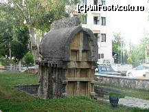 [P09] Sarcofag lycian - Fethiye » foto by sanis*
 - 
<span class="allrVoted glyphicon glyphicon-heart hidden" id="av375312"></span>
<a class="m-l-10 hidden" id="sv375312" onclick="voting_Foto_DelVot(,375312,12951)" role="button">șterge vot <span class="glyphicon glyphicon-remove"></span></a>
<a id="v9375312" class=" c-red"  onclick="voting_Foto_SetVot(375312)" role="button"><span class="glyphicon glyphicon-heart-empty"></span> <b>LIKE</b> = Votează poza</a> <img class="hidden"  id="f375312W9" src="/imagini/loader.gif" border="0" /><span class="AjErrMes hidden" id="e375312ErM"></span>