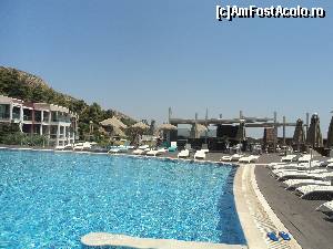 [P21] Michelangelo Resort & Spa, Kos, Grecia. Si baie in piscina hotelului (alta). » foto by vega06
 - 
<span class="allrVoted glyphicon glyphicon-heart hidden" id="av571441"></span>
<a class="m-l-10 hidden" id="sv571441" onclick="voting_Foto_DelVot(,571441,13054)" role="button">șterge vot <span class="glyphicon glyphicon-remove"></span></a>
<a id="v9571441" class=" c-red"  onclick="voting_Foto_SetVot(571441)" role="button"><span class="glyphicon glyphicon-heart-empty"></span> <b>LIKE</b> = Votează poza</a> <img class="hidden"  id="f571441W9" src="/imagini/loader.gif" border="0" /><span class="AjErrMes hidden" id="e571441ErM"></span>