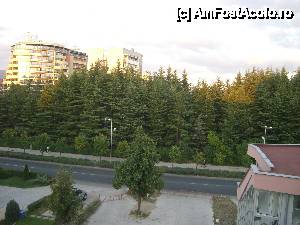 [P06] Vedere  din balcon spre soseaua principala a statiunii Sunny Beach - august 2011 » foto by adry24
 - 
<span class="allrVoted glyphicon glyphicon-heart hidden" id="av476715"></span>
<a class="m-l-10 hidden" id="sv476715" onclick="voting_Foto_DelVot(,476715,13085)" role="button">șterge vot <span class="glyphicon glyphicon-remove"></span></a>
<a id="v9476715" class=" c-red"  onclick="voting_Foto_SetVot(476715)" role="button"><span class="glyphicon glyphicon-heart-empty"></span> <b>LIKE</b> = Votează poza</a> <img class="hidden"  id="f476715W9" src="/imagini/loader.gif" border="0" /><span class="AjErrMes hidden" id="e476715ErM"></span>