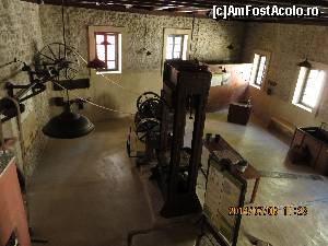 [P11] Fabrica de ulei » foto by lilianaooo
 - 
<span class="allrVoted glyphicon glyphicon-heart hidden" id="av529106"></span>
<a class="m-l-10 hidden" id="sv529106" onclick="voting_Foto_DelVot(,529106,13156)" role="button">șterge vot <span class="glyphicon glyphicon-remove"></span></a>
<a id="v9529106" class=" c-red"  onclick="voting_Foto_SetVot(529106)" role="button"><span class="glyphicon glyphicon-heart-empty"></span> <b>LIKE</b> = Votează poza</a> <img class="hidden"  id="f529106W9" src="/imagini/loader.gif" border="0" /><span class="AjErrMes hidden" id="e529106ErM"></span>