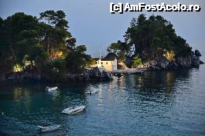 [P17] biserica solitara in lumina reflectoarelor » foto by clau.nov
 - 
<span class="allrVoted glyphicon glyphicon-heart hidden" id="av498252"></span>
<a class="m-l-10 hidden" id="sv498252" onclick="voting_Foto_DelVot(,498252,13156)" role="button">șterge vot <span class="glyphicon glyphicon-remove"></span></a>
<a id="v9498252" class=" c-red"  onclick="voting_Foto_SetVot(498252)" role="button"><span class="glyphicon glyphicon-heart-empty"></span> <b>LIKE</b> = Votează poza</a> <img class="hidden"  id="f498252W9" src="/imagini/loader.gif" border="0" /><span class="AjErrMes hidden" id="e498252ErM"></span>