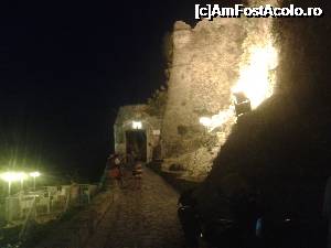 [P11] Seara la intrarea în Castelul Venețian » foto by costy69*
 - 
<span class="allrVoted glyphicon glyphicon-heart hidden" id="av699539"></span>
<a class="m-l-10 hidden" id="sv699539" onclick="voting_Foto_DelVot(,699539,13156)" role="button">șterge vot <span class="glyphicon glyphicon-remove"></span></a>
<a id="v9699539" class=" c-red"  onclick="voting_Foto_SetVot(699539)" role="button"><span class="glyphicon glyphicon-heart-empty"></span> <b>LIKE</b> = Votează poza</a> <img class="hidden"  id="f699539W9" src="/imagini/loader.gif" border="0" /><span class="AjErrMes hidden" id="e699539ErM"></span>