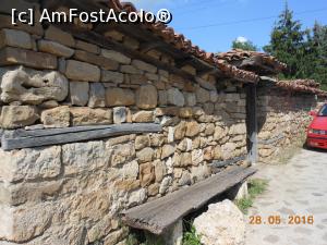 [P11] Arbanasi - Ziduri de piatră acoperite cu olane.  » foto by iulianic
 - 
<span class="allrVoted glyphicon glyphicon-heart hidden" id="av753195"></span>
<a class="m-l-10 hidden" id="sv753195" onclick="voting_Foto_DelVot(,753195,13213)" role="button">șterge vot <span class="glyphicon glyphicon-remove"></span></a>
<a id="v9753195" class=" c-red"  onclick="voting_Foto_SetVot(753195)" role="button"><span class="glyphicon glyphicon-heart-empty"></span> <b>LIKE</b> = Votează poza</a> <img class="hidden"  id="f753195W9" src="/imagini/loader.gif" border="0" /><span class="AjErrMes hidden" id="e753195ErM"></span>