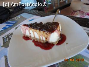 [P10] Desertul (cheesecake) vecinei din dreapta (Diana, soția lui Flaviu)  » foto by Mitica49
 - 
<span class="allrVoted glyphicon glyphicon-heart hidden" id="av962289"></span>
<a class="m-l-10 hidden" id="sv962289" onclick="voting_Foto_DelVot(,962289,13316)" role="button">șterge vot <span class="glyphicon glyphicon-remove"></span></a>
<a id="v9962289" class=" c-red"  onclick="voting_Foto_SetVot(962289)" role="button"><span class="glyphicon glyphicon-heart-empty"></span> <b>LIKE</b> = Votează poza</a> <img class="hidden"  id="f962289W9" src="/imagini/loader.gif" border="0" /><span class="AjErrMes hidden" id="e962289ErM"></span>