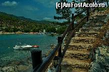 [P23] Aliki Beach - o plaja frumoasa, dar cu pietre » foto by basaku
 - 
<span class="allrVoted glyphicon glyphicon-heart hidden" id="av390619"></span>
<a class="m-l-10 hidden" id="sv390619" onclick="voting_Foto_DelVot(,390619,13333)" role="button">șterge vot <span class="glyphicon glyphicon-remove"></span></a>
<a id="v9390619" class=" c-red"  onclick="voting_Foto_SetVot(390619)" role="button"><span class="glyphicon glyphicon-heart-empty"></span> <b>LIKE</b> = Votează poza</a> <img class="hidden"  id="f390619W9" src="/imagini/loader.gif" border="0" /><span class="AjErrMes hidden" id="e390619ErM"></span>