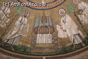 [P21] Ravenna, Battistero degli Ariani, Cupola, detaliu,  tronul gol al etimasiei, în dreapta Petru, în stânga Pavel » foto by mprofeanu
 - 
<span class="allrVoted glyphicon glyphicon-heart hidden" id="av1348802"></span>
<a class="m-l-10 hidden" id="sv1348802" onclick="voting_Foto_DelVot(,1348802,13338)" role="button">șterge vot <span class="glyphicon glyphicon-remove"></span></a>
<a id="v91348802" class=" c-red"  onclick="voting_Foto_SetVot(1348802)" role="button"><span class="glyphicon glyphicon-heart-empty"></span> <b>LIKE</b> = Votează poza</a> <img class="hidden"  id="f1348802W9" src="/imagini/loader.gif" border="0" /><span class="AjErrMes hidden" id="e1348802ErM"></span>