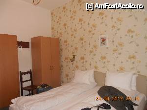 [P02] patul mare, saltea foarte buna, pilote de vis.  » foto by nicolcrys
 - 
<span class="allrVoted glyphicon glyphicon-heart hidden" id="av473692"></span>
<a class="m-l-10 hidden" id="sv473692" onclick="voting_Foto_DelVot(,473692,13369)" role="button">șterge vot <span class="glyphicon glyphicon-remove"></span></a>
<a id="v9473692" class=" c-red"  onclick="voting_Foto_SetVot(473692)" role="button"><span class="glyphicon glyphicon-heart-empty"></span> <b>LIKE</b> = Votează poza</a> <img class="hidden"  id="f473692W9" src="/imagini/loader.gif" border="0" /><span class="AjErrMes hidden" id="e473692ErM"></span>