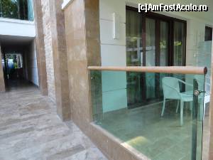 [P23] Foto 22 - Camera 4320, vila D8, balconul si intrarea in cladire » foto by Wayfarer
 - 
<span class="allrVoted glyphicon glyphicon-heart hidden" id="av667312"></span>
<a class="m-l-10 hidden" id="sv667312" onclick="voting_Foto_DelVot(,667312,13397)" role="button">șterge vot <span class="glyphicon glyphicon-remove"></span></a>
<a id="v9667312" class=" c-red"  onclick="voting_Foto_SetVot(667312)" role="button"><span class="glyphicon glyphicon-heart-empty"></span> <b>LIKE</b> = Votează poza</a> <img class="hidden"  id="f667312W9" src="/imagini/loader.gif" border="0" /><span class="AjErrMes hidden" id="e667312ErM"></span>