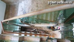 [P30] Foto 28 - vila D8, scari catre et. I, supervedere la mizeria din subsolul unde noaptea (intre 24 si 5) traficul salariatilor de la mentenanta este continuu » foto by Wayfarer
 - 
<span class="allrVoted glyphicon glyphicon-heart hidden" id="av667319"></span>
<a class="m-l-10 hidden" id="sv667319" onclick="voting_Foto_DelVot(,667319,13397)" role="button">șterge vot <span class="glyphicon glyphicon-remove"></span></a>
<a id="v9667319" class=" c-red"  onclick="voting_Foto_SetVot(667319)" role="button"><span class="glyphicon glyphicon-heart-empty"></span> <b>LIKE</b> = Votează poza</a> <img class="hidden"  id="f667319W9" src="/imagini/loader.gif" border="0" /><span class="AjErrMes hidden" id="e667319ErM"></span>