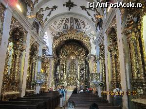 [P26] Porto. Interior de la carmelite. Intre Carmo si Carmelite este cea mai ingusta casa din lume, cam un metru.  » foto by Albinoium
 - 
<span class="allrVoted glyphicon glyphicon-heart hidden" id="av511088"></span>
<a class="m-l-10 hidden" id="sv511088" onclick="voting_Foto_DelVot(,511088,13409)" role="button">șterge vot <span class="glyphicon glyphicon-remove"></span></a>
<a id="v9511088" class=" c-red"  onclick="voting_Foto_SetVot(511088)" role="button"><span class="glyphicon glyphicon-heart-empty"></span> <b>LIKE</b> = Votează poza</a> <img class="hidden"  id="f511088W9" src="/imagini/loader.gif" border="0" /><span class="AjErrMes hidden" id="e511088ErM"></span>