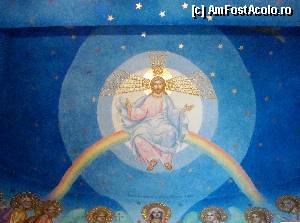 [P14] Pictură în frescă ”Iisus Pantocrator” la intrarea în Catedrala Episcopală Sfânta Vineri din Zalău » foto by mariana.olaru
 - 
<span class="allrVoted glyphicon glyphicon-heart hidden" id="av395607"></span>
<a class="m-l-10 hidden" id="sv395607" onclick="voting_Foto_DelVot(,395607,13499)" role="button">șterge vot <span class="glyphicon glyphicon-remove"></span></a>
<a id="v9395607" class=" c-red"  onclick="voting_Foto_SetVot(395607)" role="button"><span class="glyphicon glyphicon-heart-empty"></span> <b>LIKE</b> = Votează poza</a> <img class="hidden"  id="f395607W9" src="/imagini/loader.gif" border="0" /><span class="AjErrMes hidden" id="e395607ErM"></span>