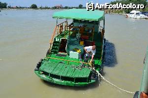 [P02] Domnul... Ceaușescu - căpitanul remorcherului.  » foto by sosso
 - 
<span class="allrVoted glyphicon glyphicon-heart hidden" id="av401059"></span>
<a class="m-l-10 hidden" id="sv401059" onclick="voting_Foto_DelVot(,401059,13633)" role="button">șterge vot <span class="glyphicon glyphicon-remove"></span></a>
<a id="v9401059" class=" c-red"  onclick="voting_Foto_SetVot(401059)" role="button"><span class="glyphicon glyphicon-heart-empty"></span> <b>LIKE</b> = Votează poza</a> <img class="hidden"  id="f401059W9" src="/imagini/loader.gif" border="0" /><span class="AjErrMes hidden" id="e401059ErM"></span>