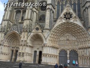 [P08] Bourges - Catedrala Saint-Étienne de Bourges. » foto by iulianic
 - 
<span class="allrVoted glyphicon glyphicon-heart hidden" id="av1445912"></span>
<a class="m-l-10 hidden" id="sv1445912" onclick="voting_Foto_DelVot(,1445912,13666)" role="button">șterge vot <span class="glyphicon glyphicon-remove"></span></a>
<a id="v91445912" class=" c-red"  onclick="voting_Foto_SetVot(1445912)" role="button"><span class="glyphicon glyphicon-heart-empty"></span> <b>LIKE</b> = Votează poza</a> <img class="hidden"  id="f1445912W9" src="/imagini/loader.gif" border="0" /><span class="AjErrMes hidden" id="e1445912ErM"></span>