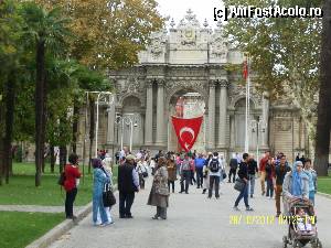 [P120] Intrarea la Palat » foto by Alina53
 - 
<span class="allrVoted glyphicon glyphicon-heart hidden" id="av402945"></span>
<a class="m-l-10 hidden" id="sv402945" onclick="voting_Foto_DelVot(,402945,13685)" role="button">șterge vot <span class="glyphicon glyphicon-remove"></span></a>
<a id="v9402945" class=" c-red"  onclick="voting_Foto_SetVot(402945)" role="button"><span class="glyphicon glyphicon-heart-empty"></span> <b>LIKE</b> = Votează poza</a> <img class="hidden"  id="f402945W9" src="/imagini/loader.gif" border="0" /><span class="AjErrMes hidden" id="e402945ErM"></span>